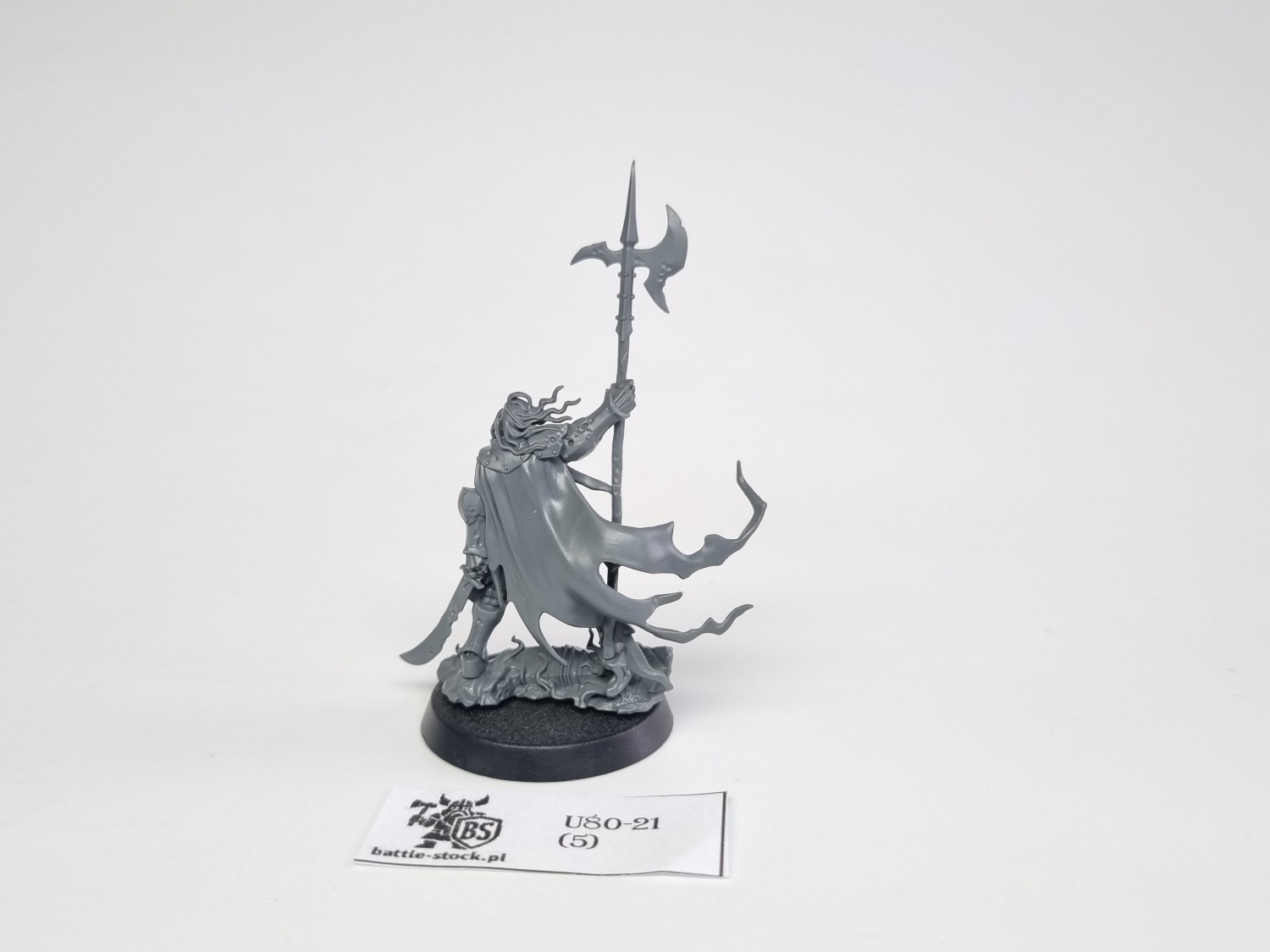 cursed city watch captain halgrim