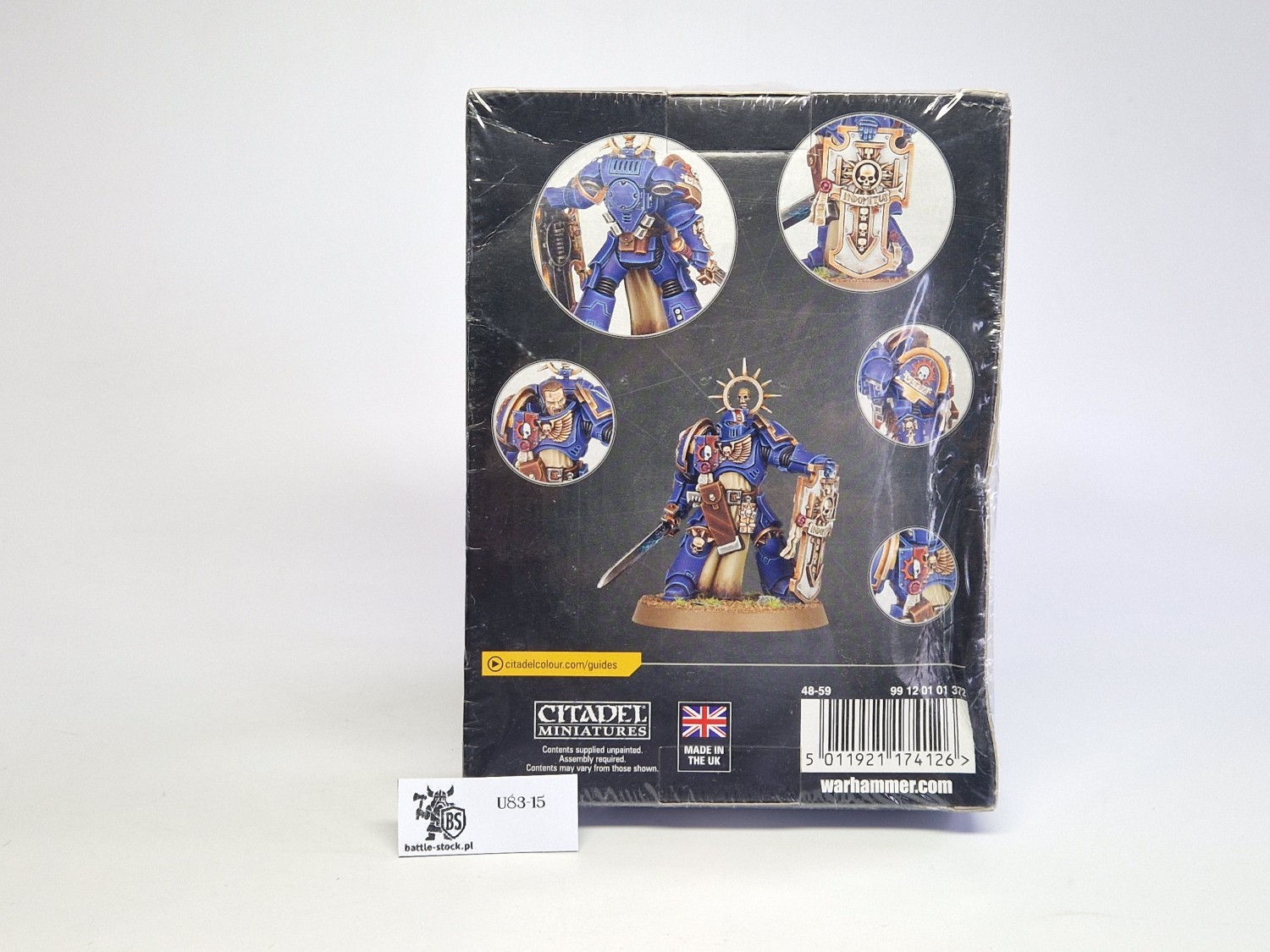 40k Primaris lieutenant with storm shield