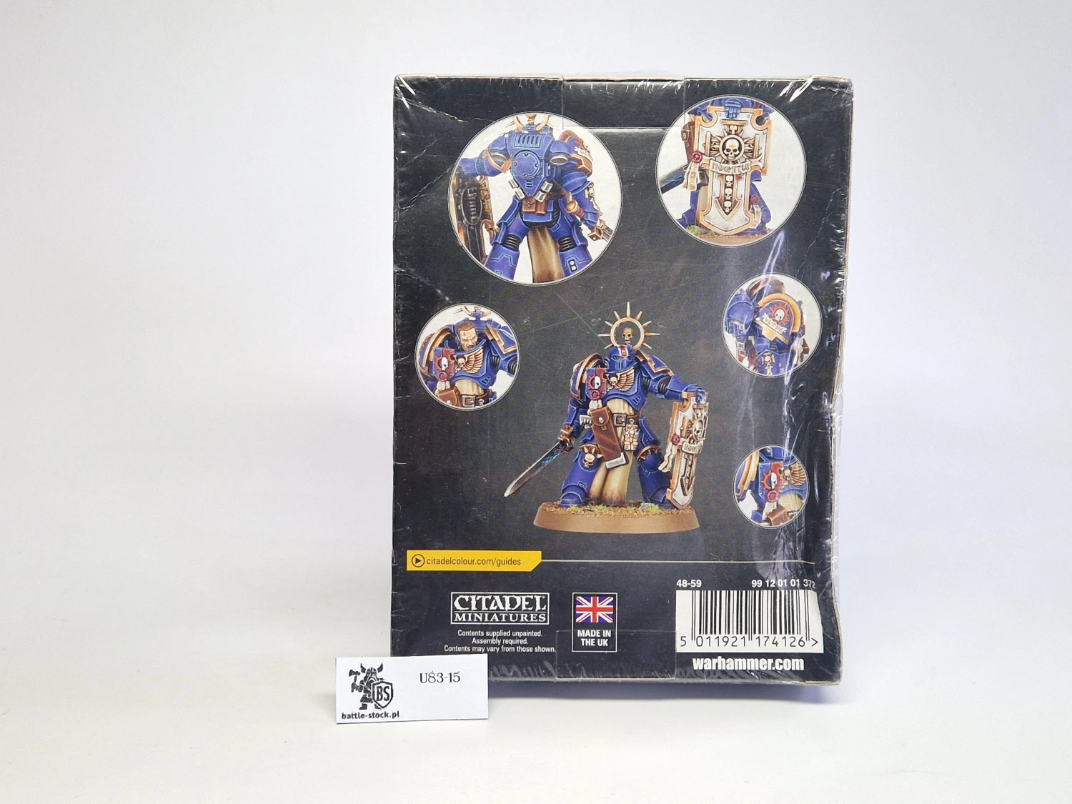 40k Primaris lieutenant with storm shield