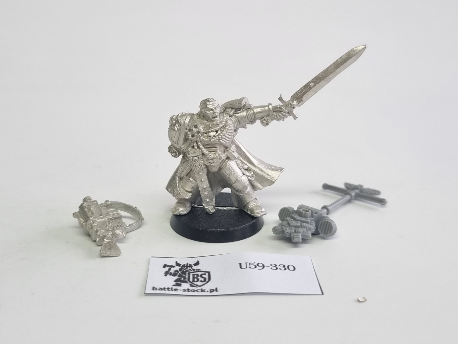 40k captain M