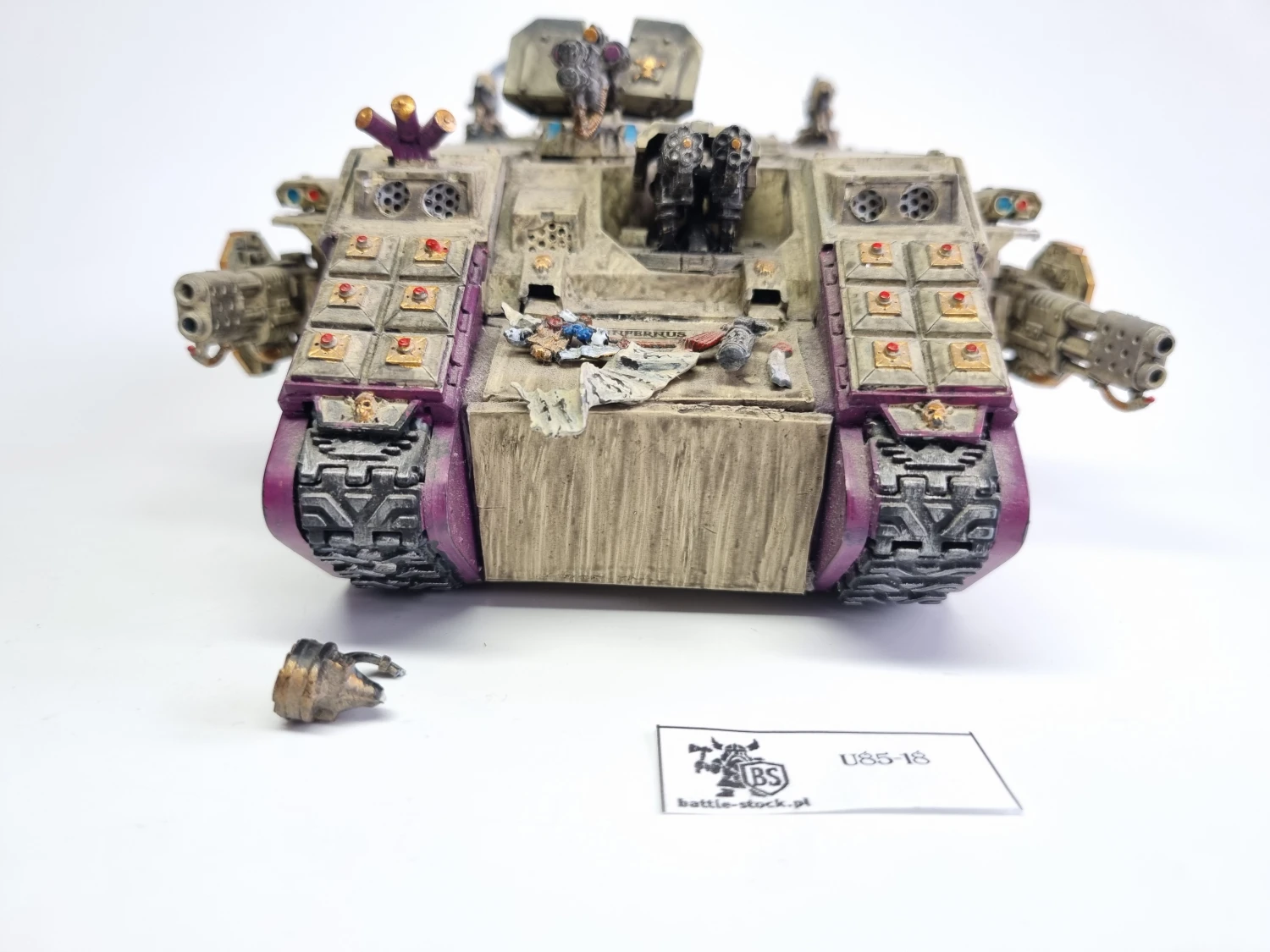 40k land raider (brak części płyt GW)