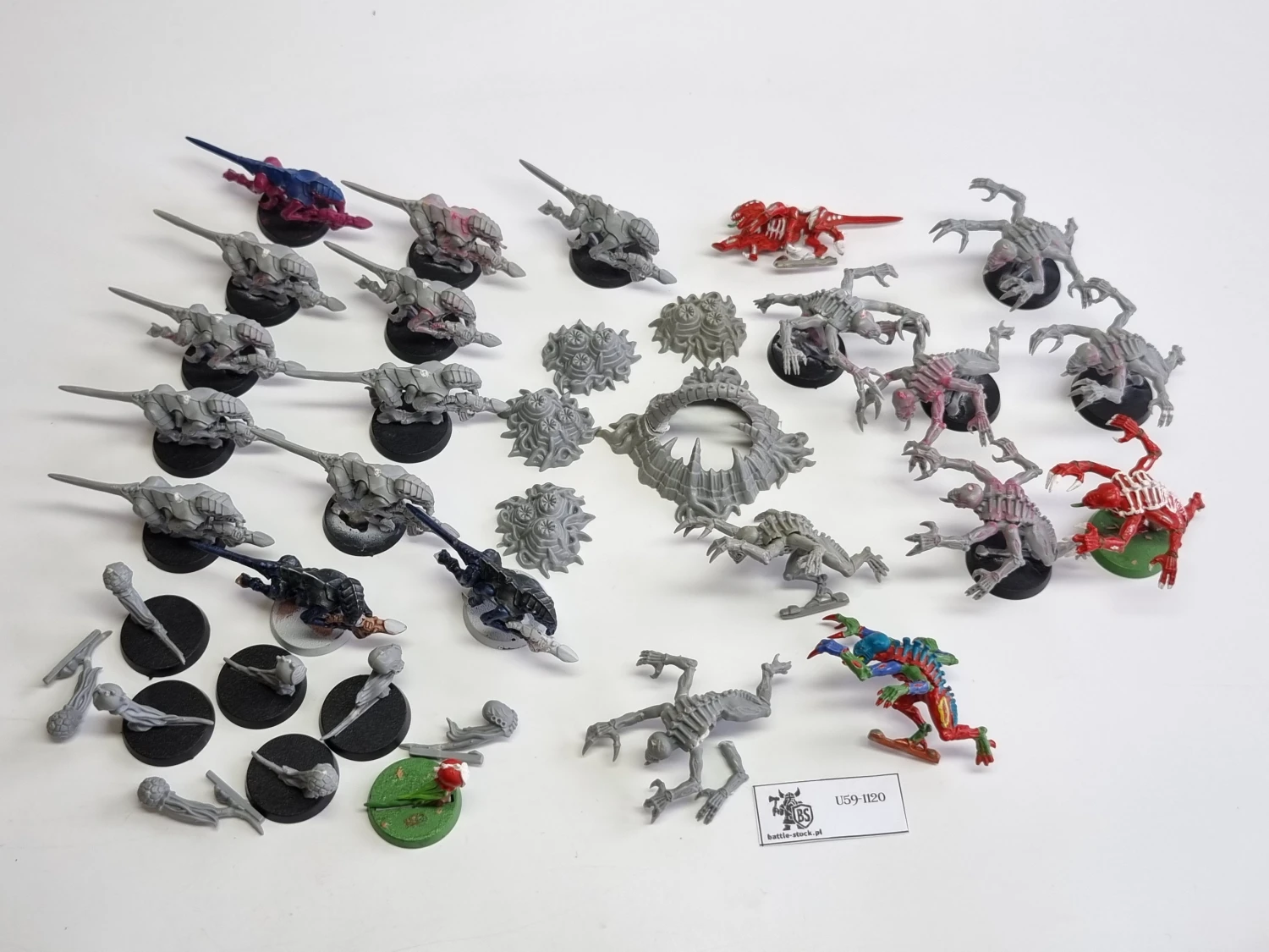 40k macragge tyranids