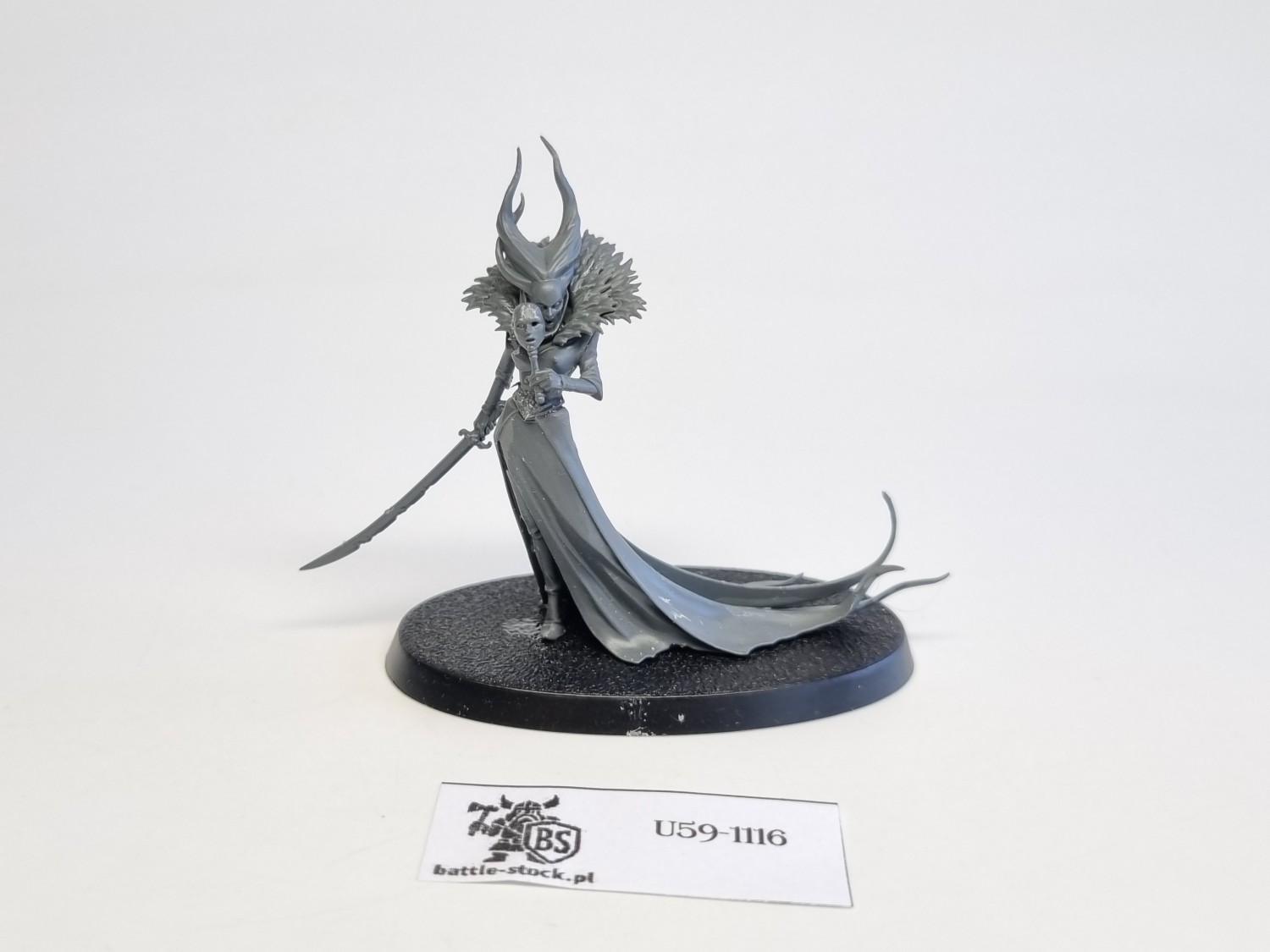 AoS lady annika