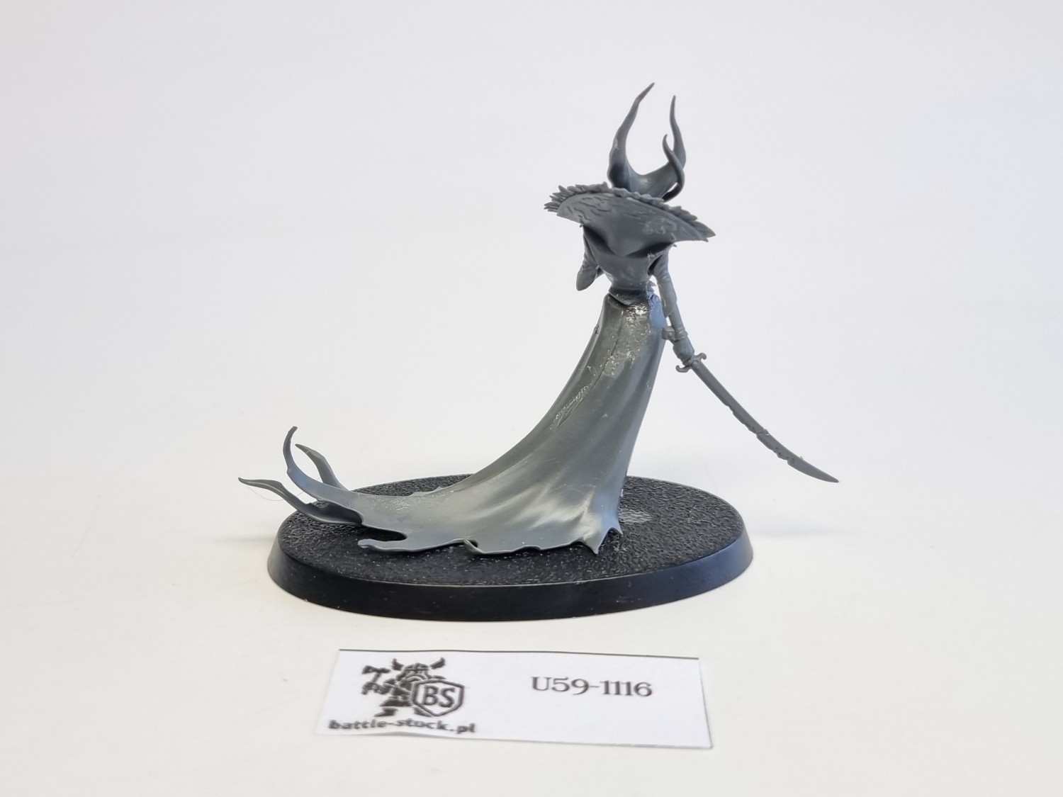 AoS lady annika