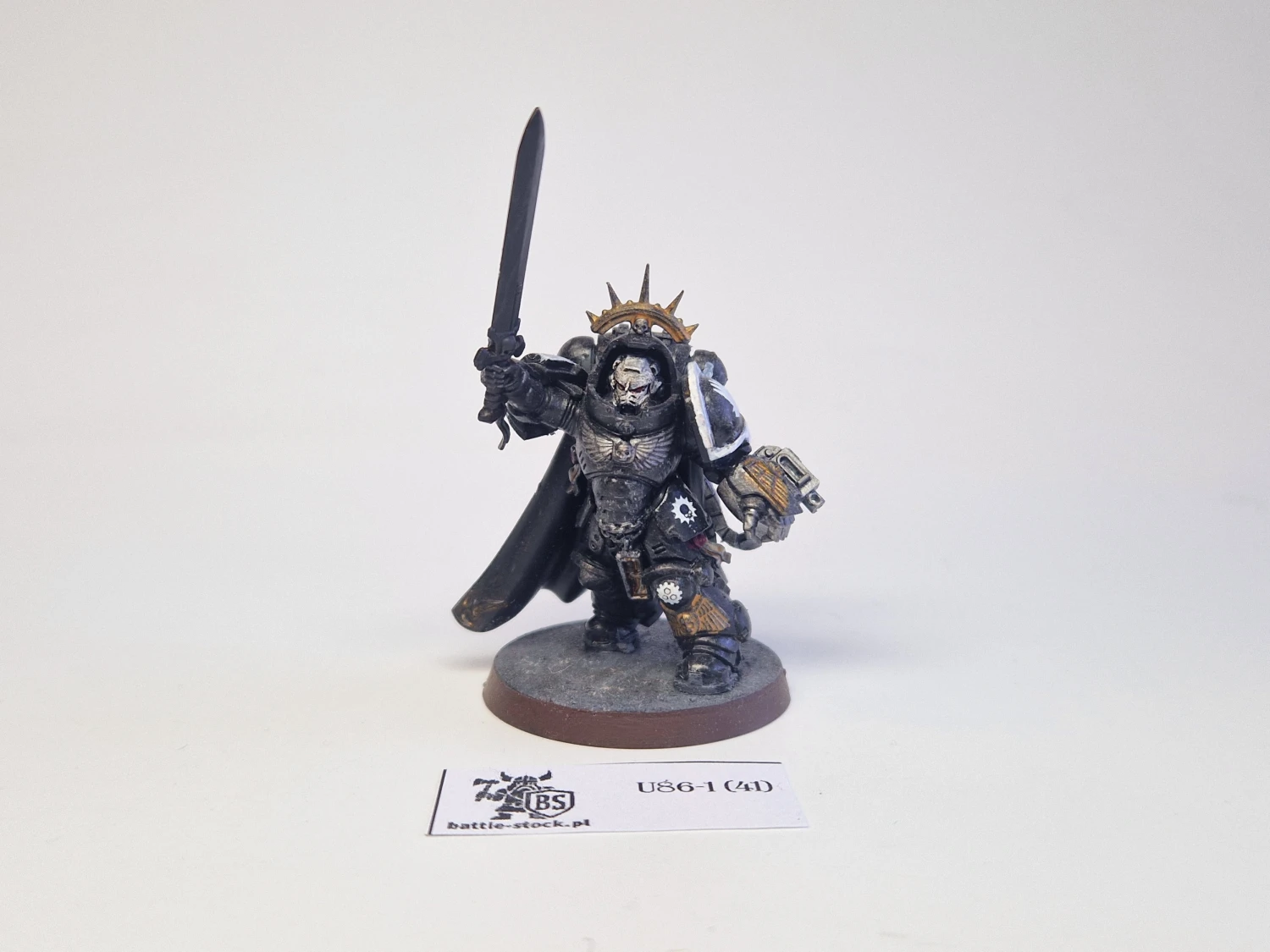 40k captain in gravis armour