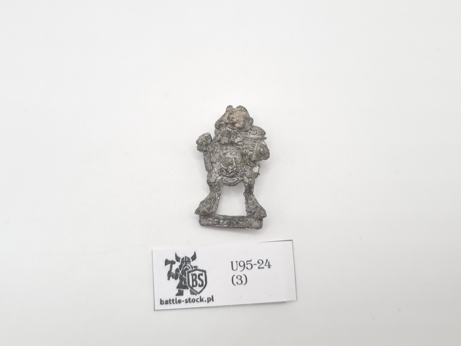WFB uszkodzony beastmen