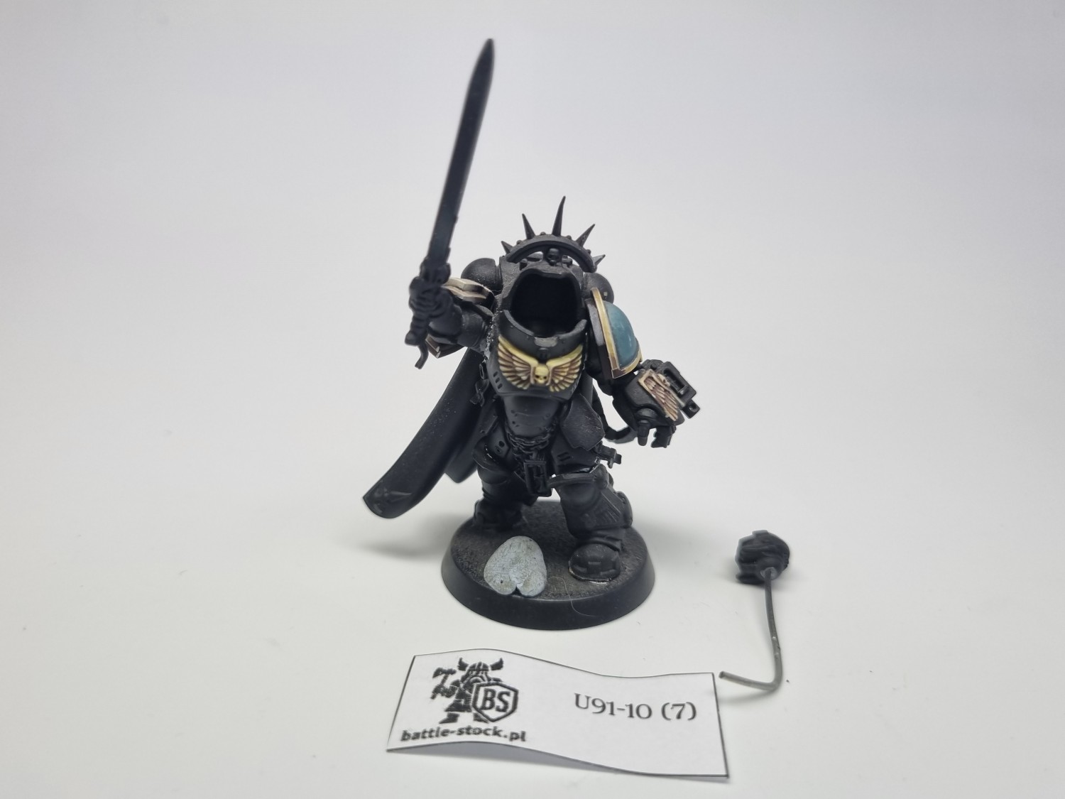 40k captain in phobos armour