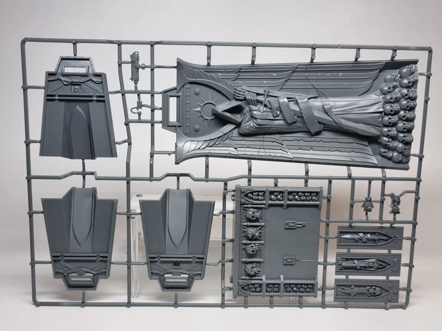 WFB fortress of redemption