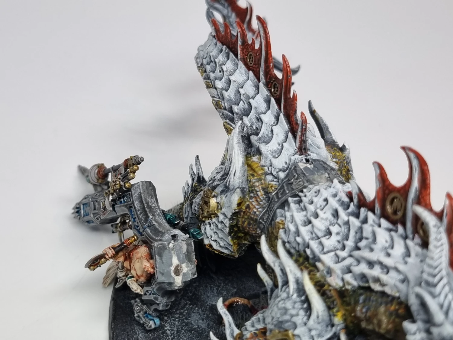 AoS Magmadroth runesmiter