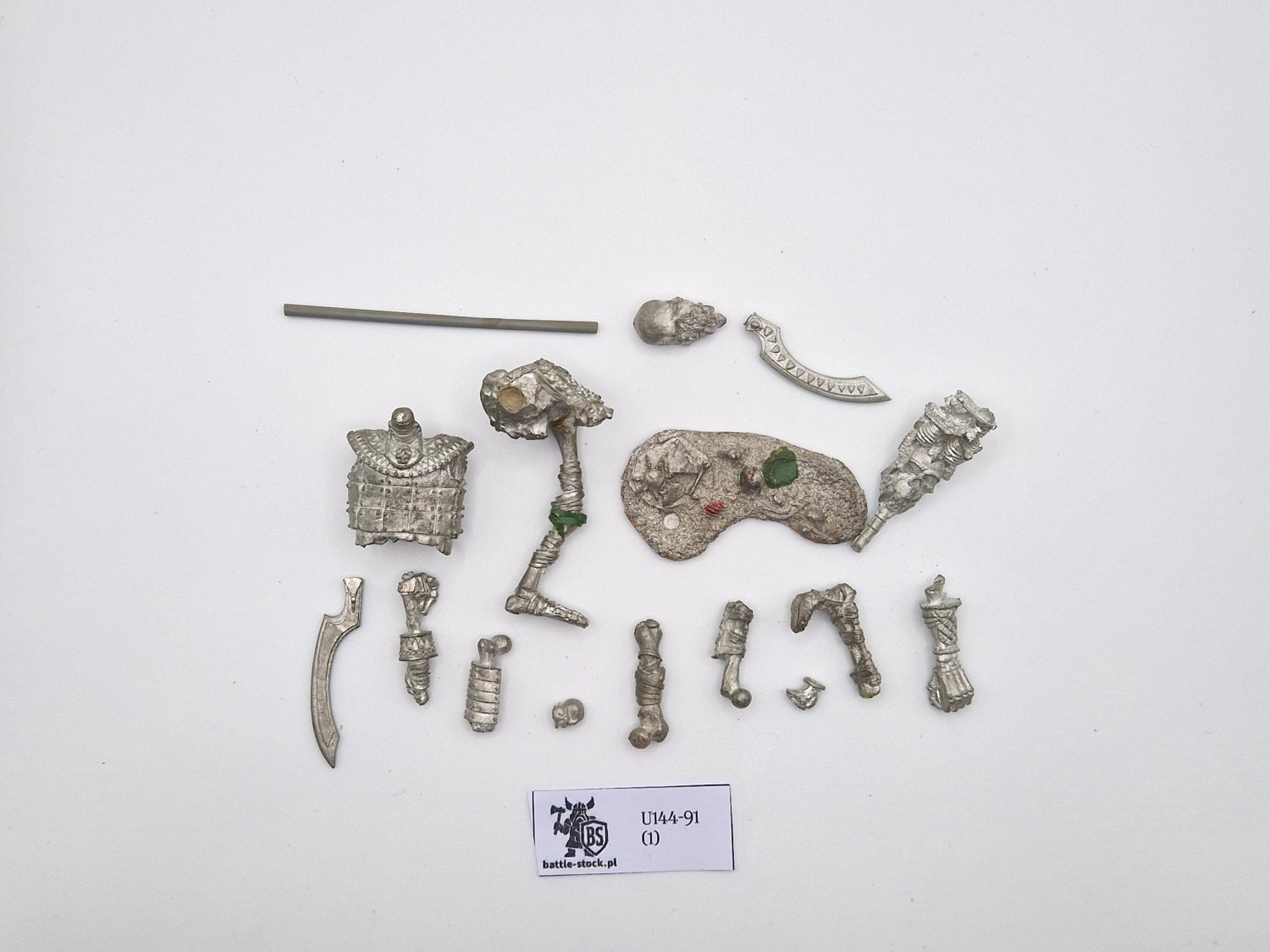 WFB Bone Giant mocno uszkodzony