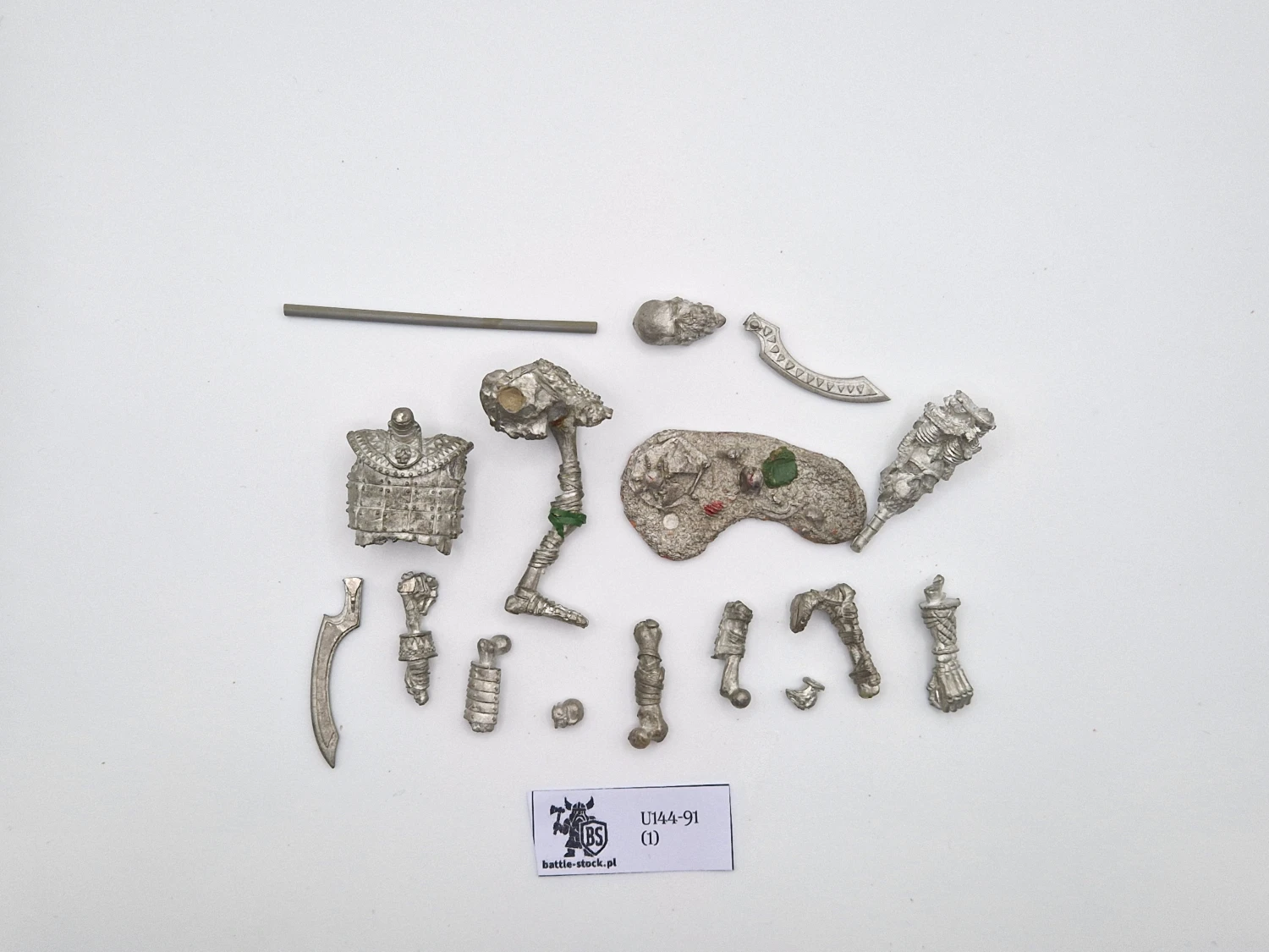 WFB Bone Giant mocno uszkodzony
