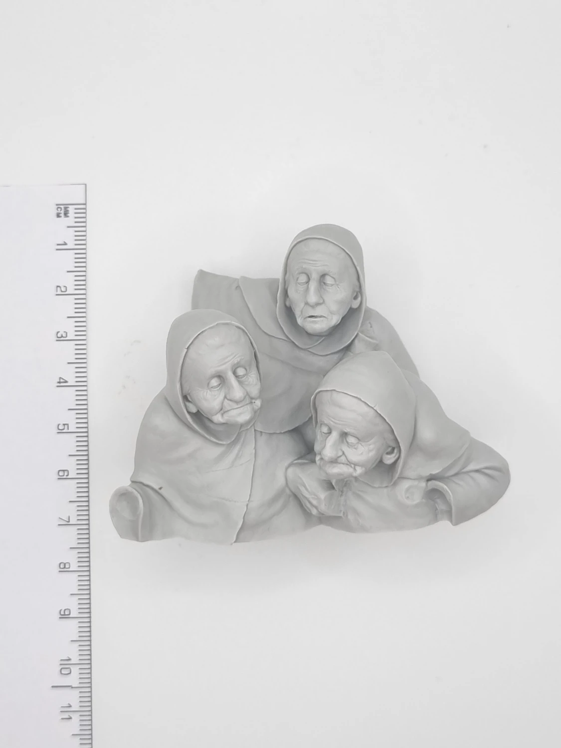 Spiramirabilis miniatures Moirae