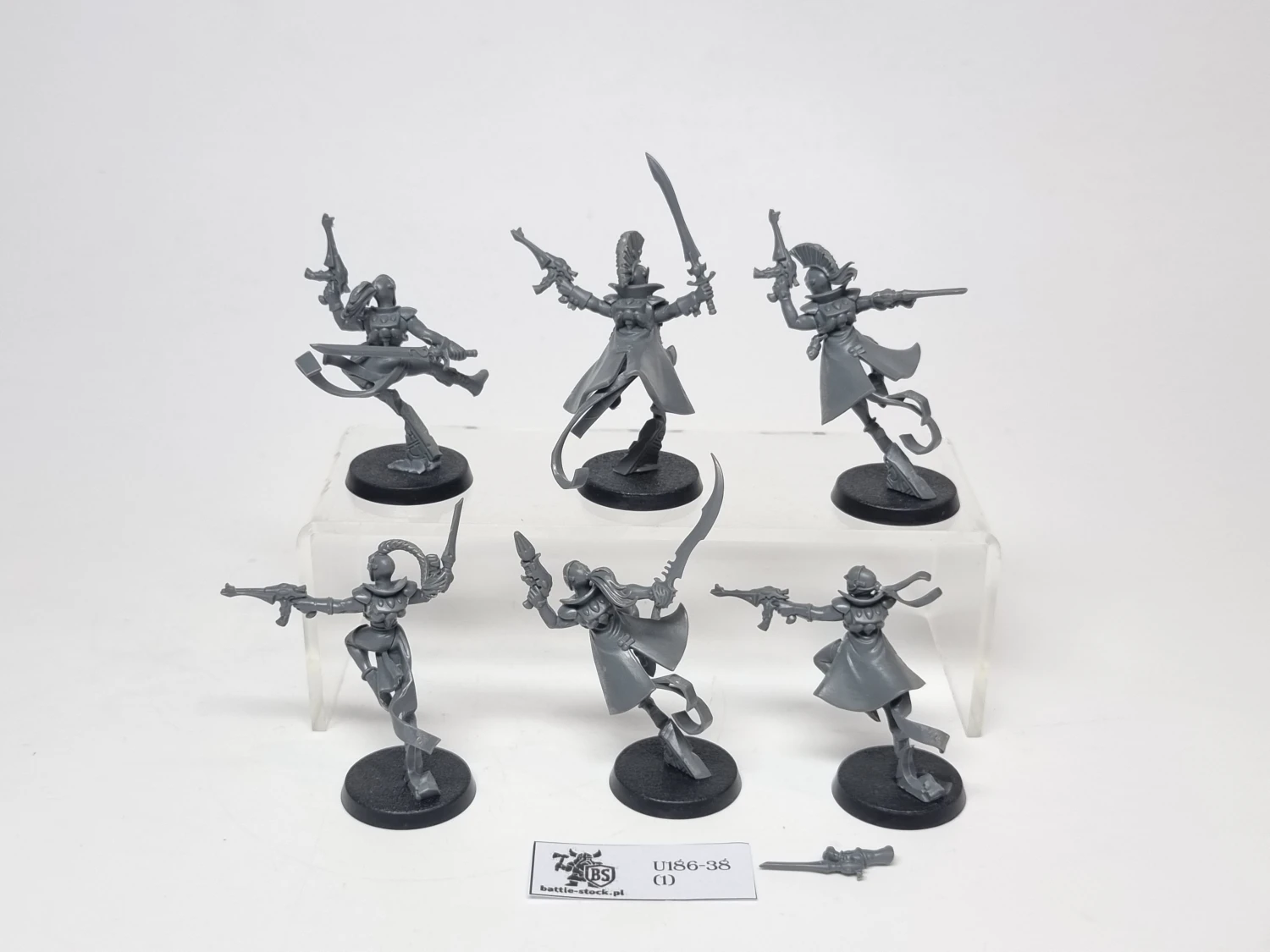 harlequin troupe