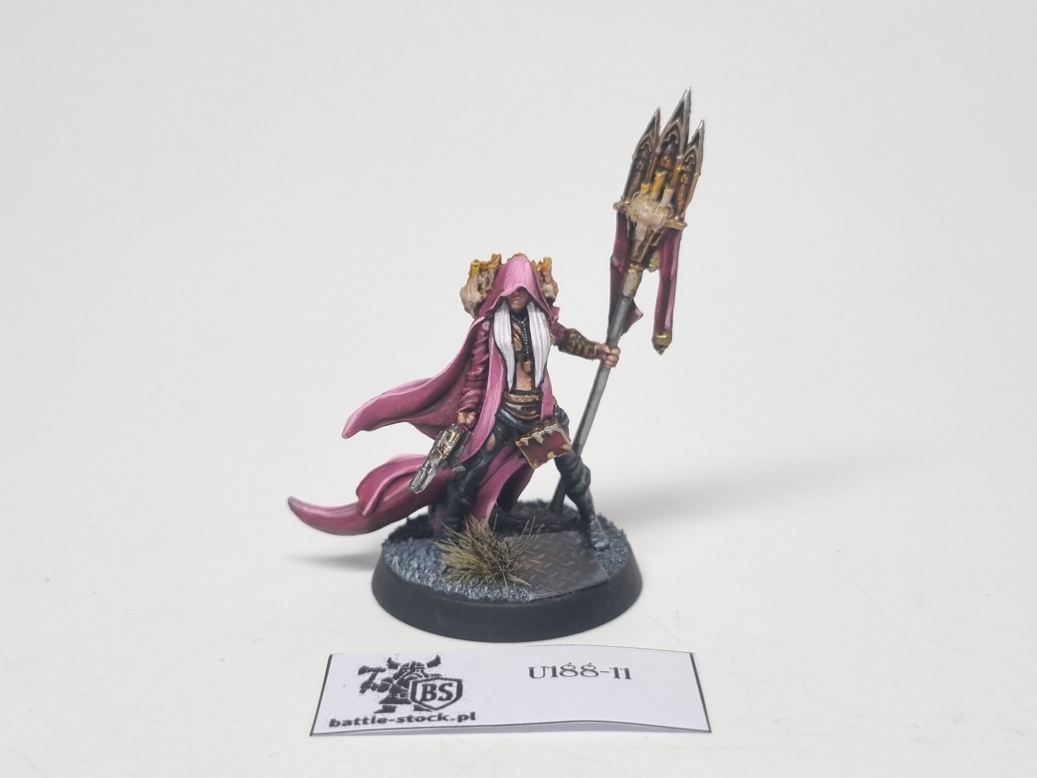 madfly art model