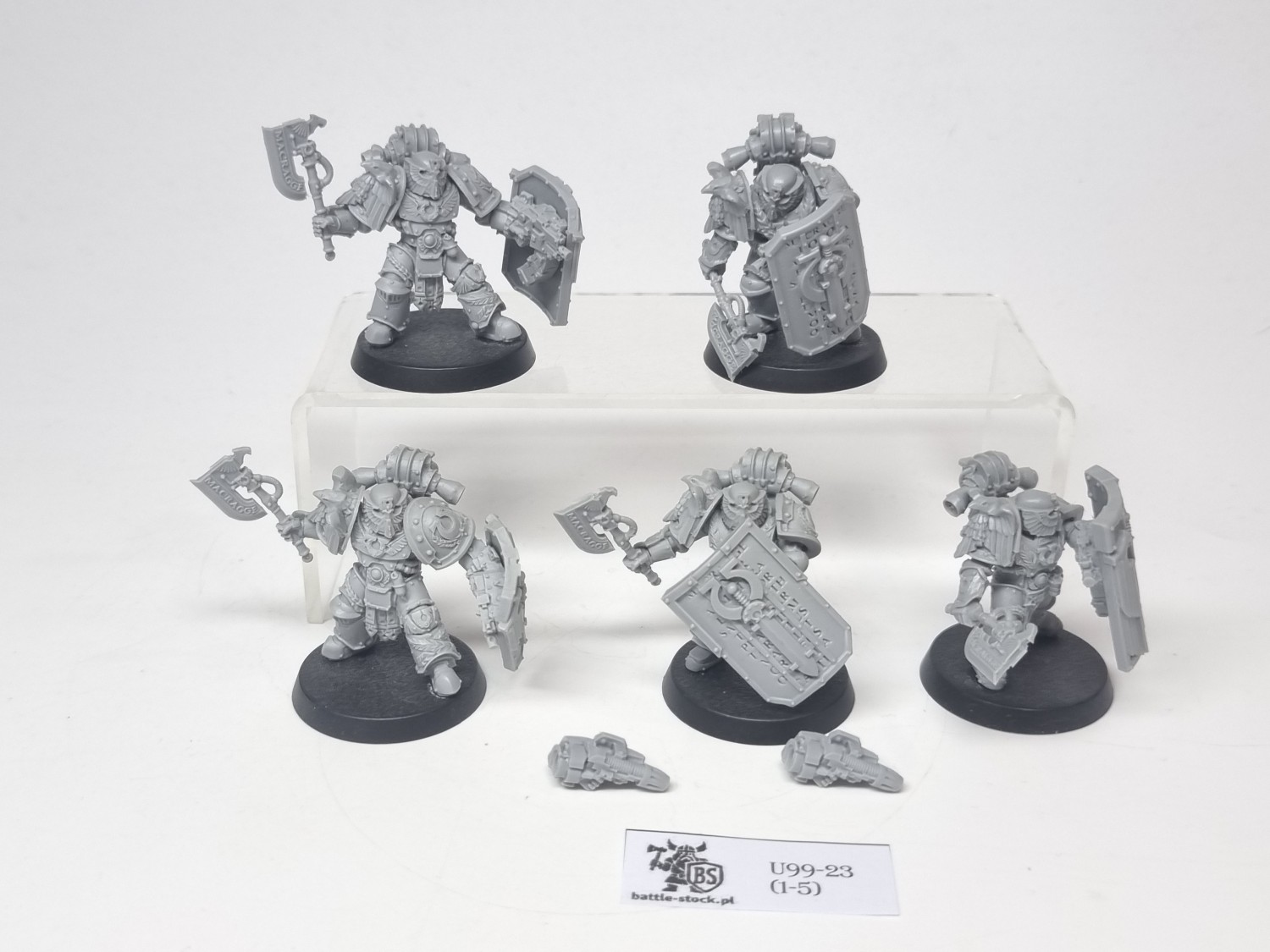 ultramarines invictarus suzerain squad