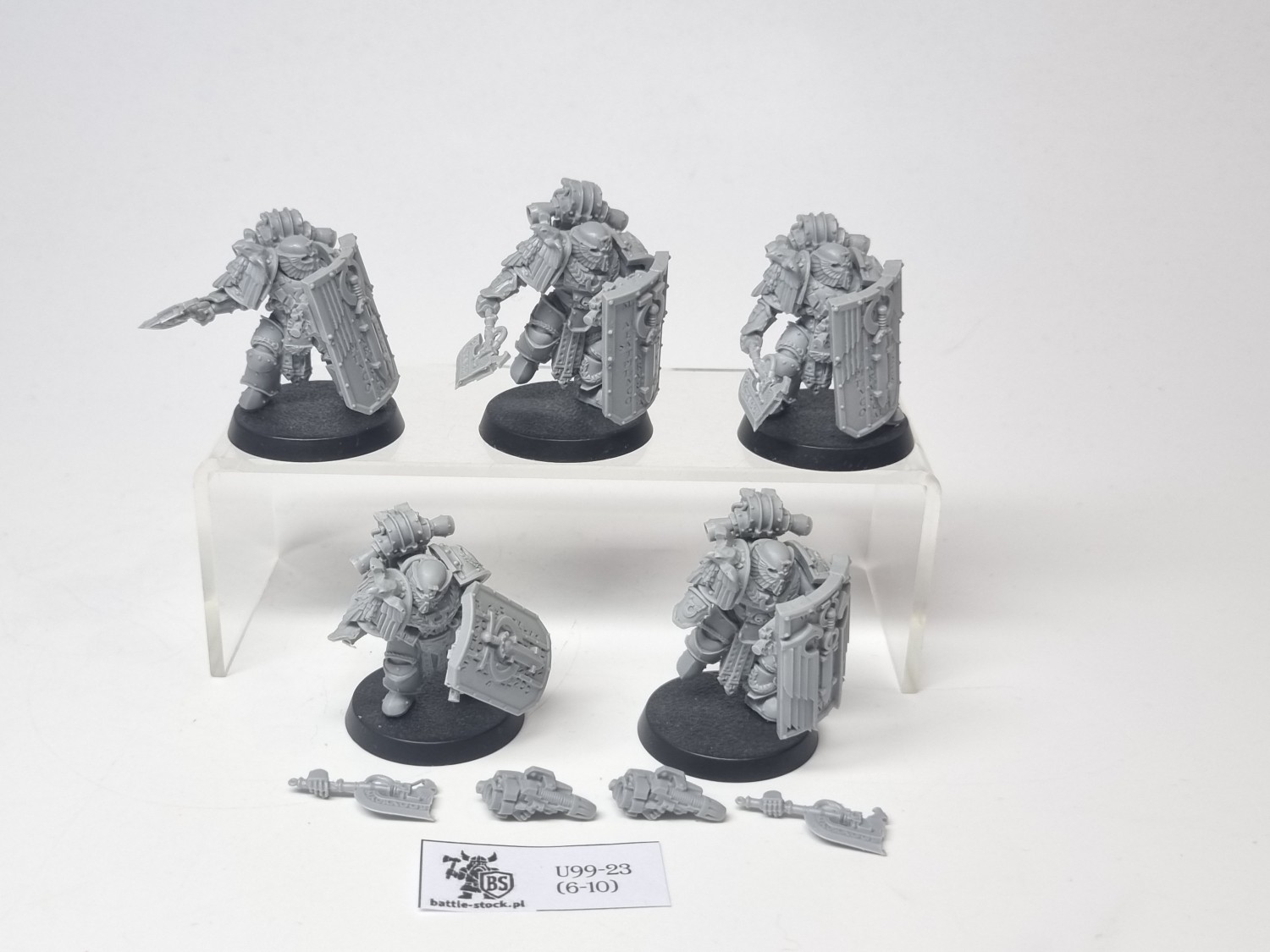 ultramarines invictarus suzerain squad