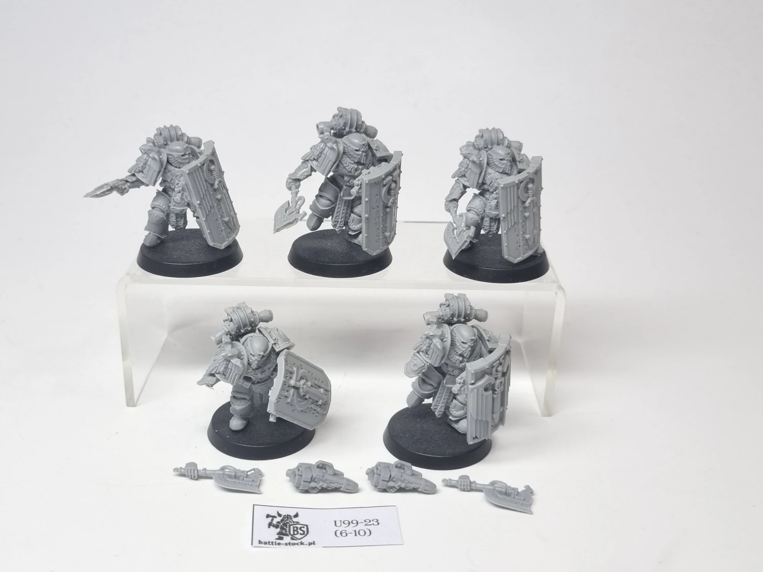 ultramarines invictarus suzerain squad
