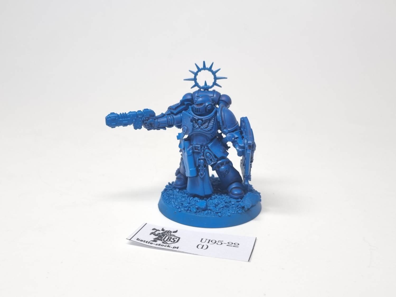 Lieutenant with storm shield