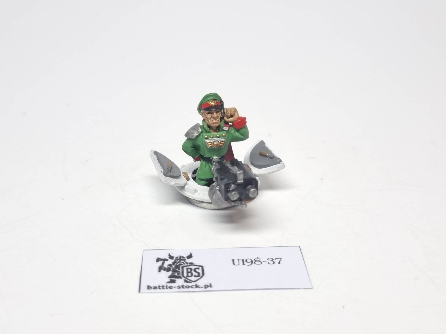 Knight-commander Pask (wymienny właz)