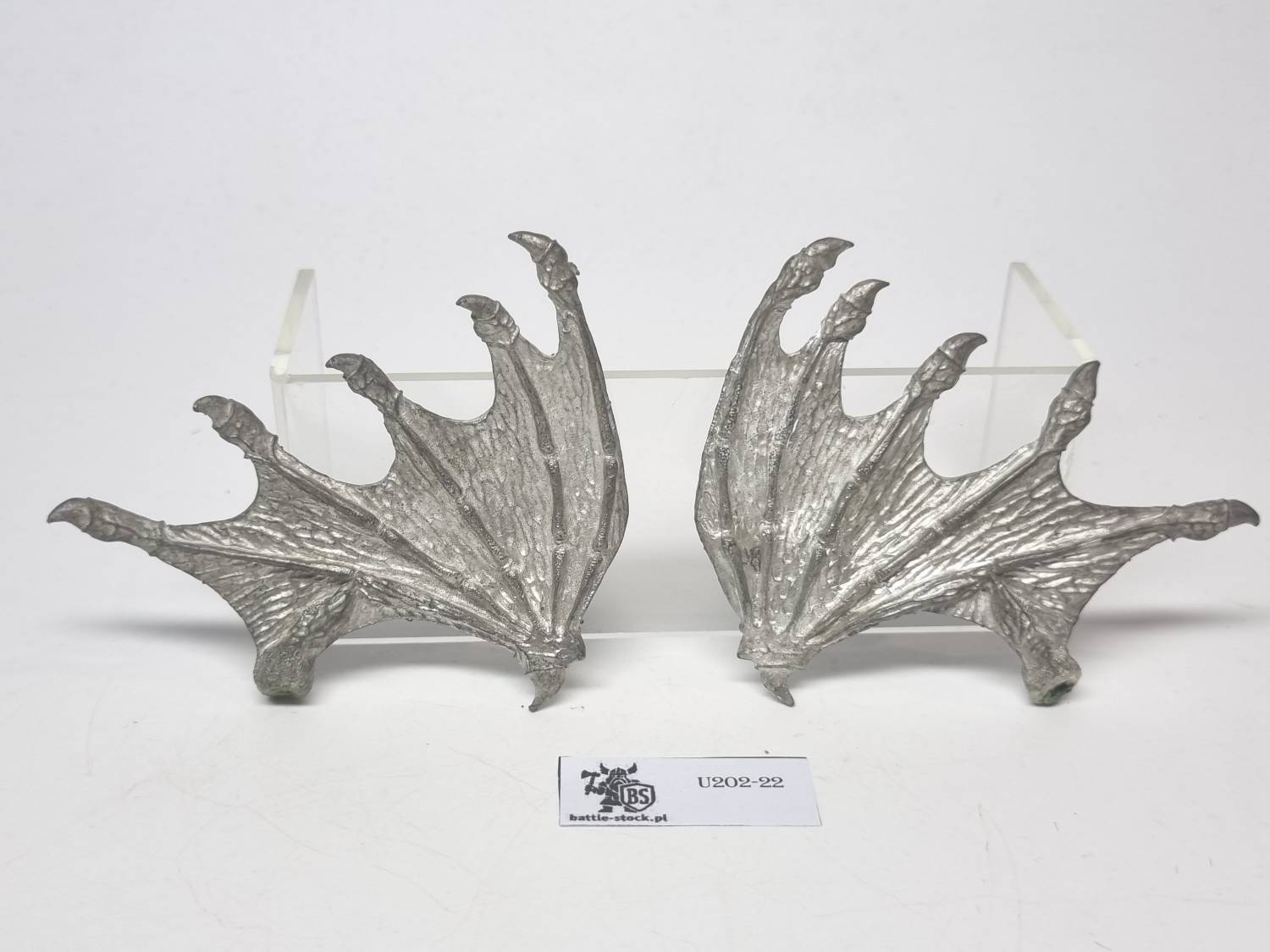 skrzydła metal bloodthirster