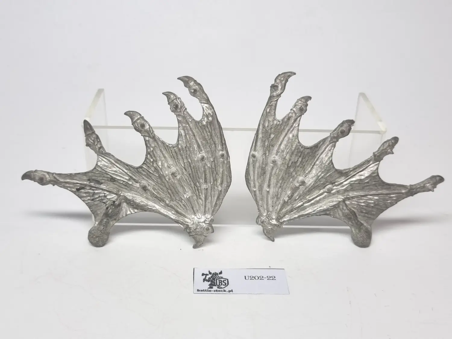 skrzydła metal bloodthirster