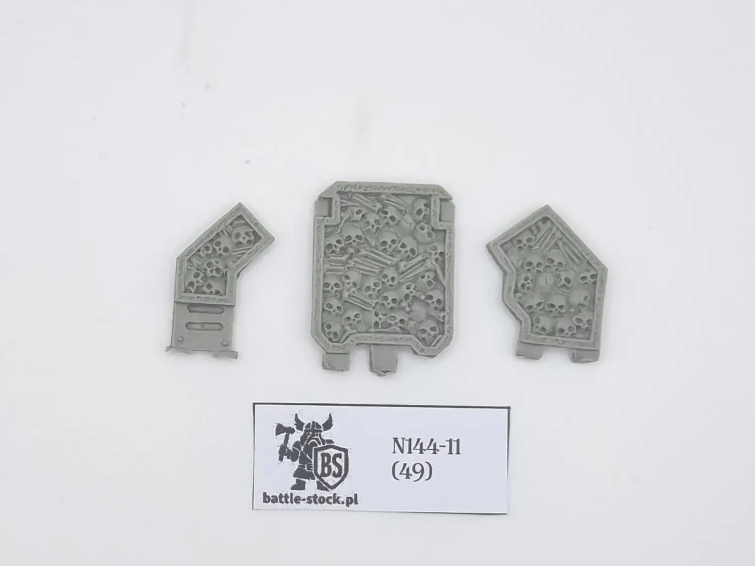 bitsy skull ornaments spellcrow
