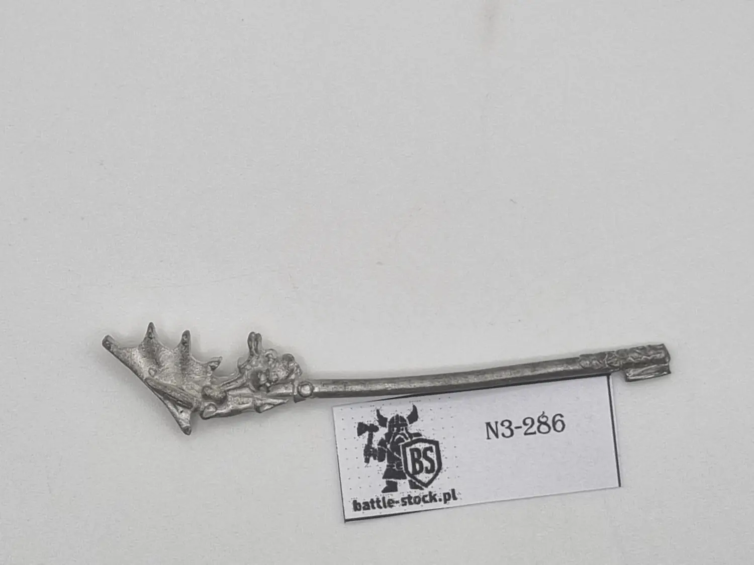 bits zombie dragon banner pole