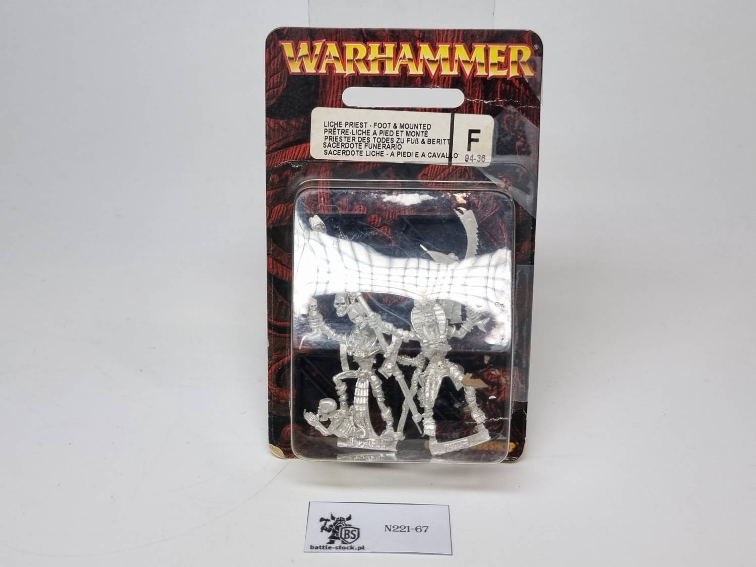 tomb kings liche priest foot &amp; mounted