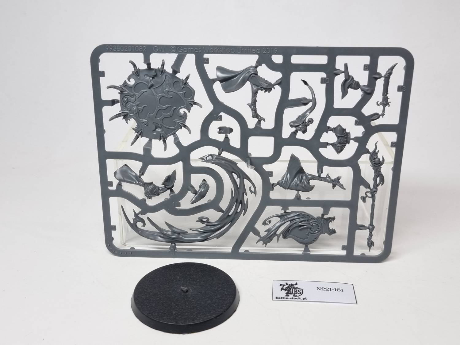 Magister on Disc of Tzeentch