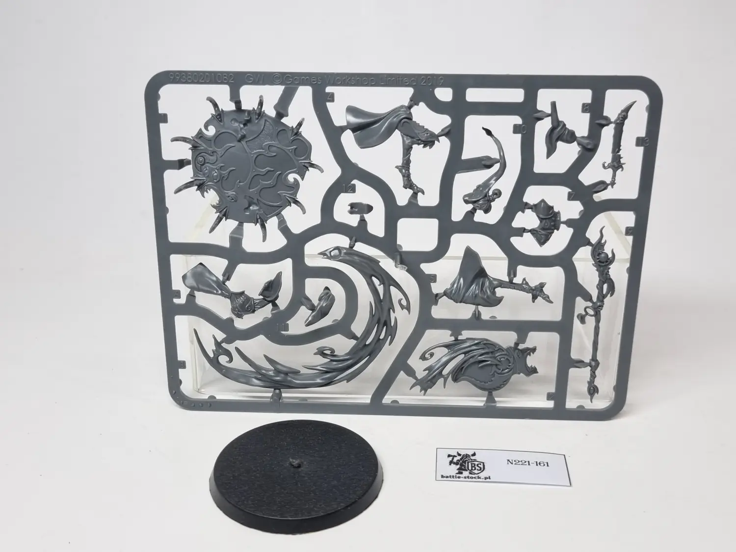 Magister on Disc of Tzeentch
