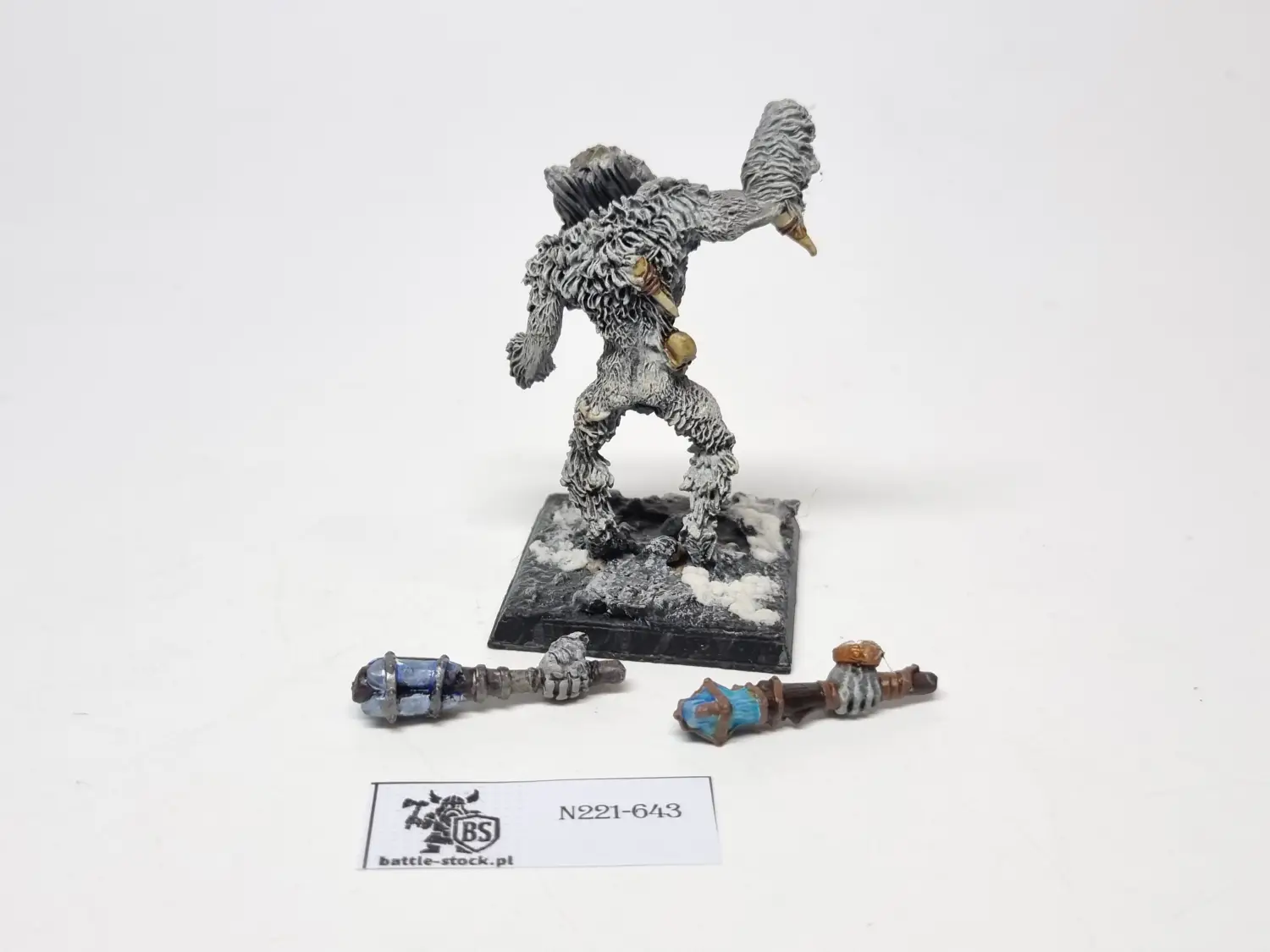 Yhetee yeti konwersja metal
