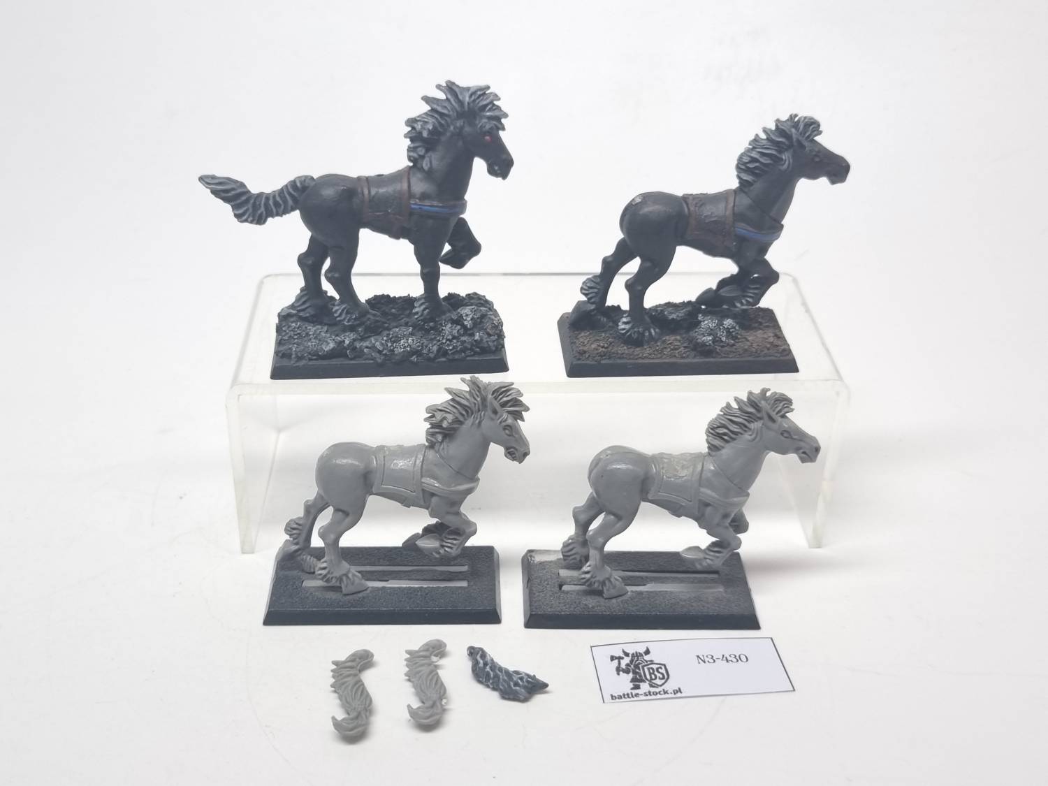 DE horses