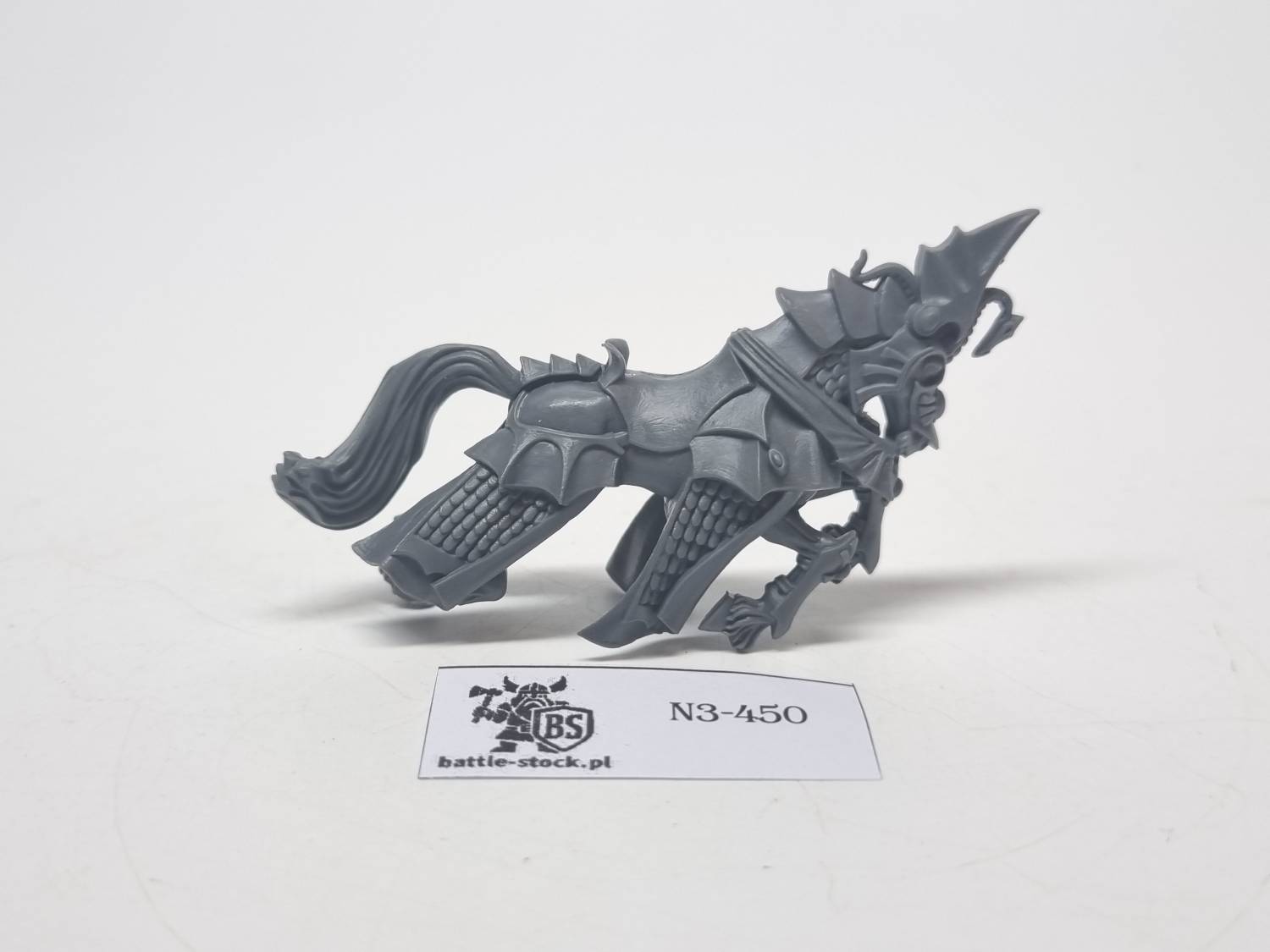 HE hero horse