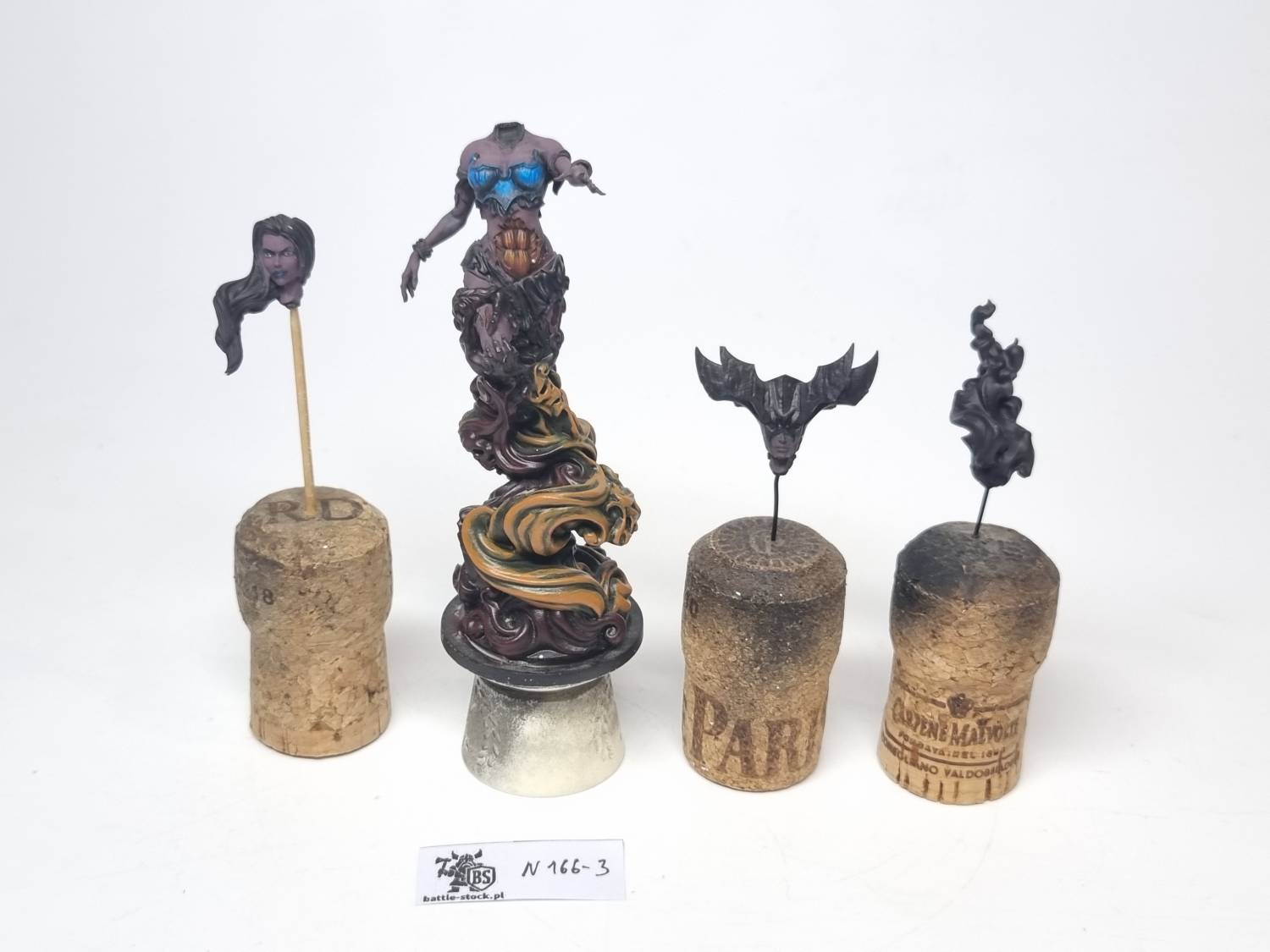 model banshee statuetka