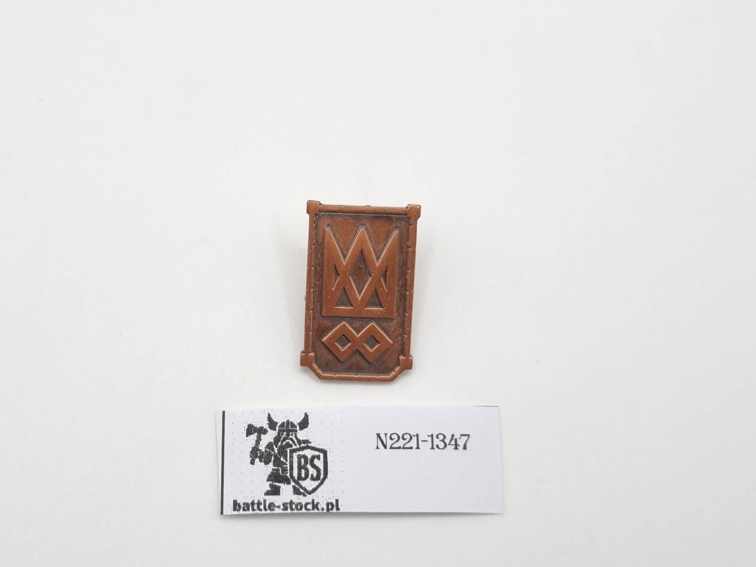 dwarf the nemesis crown campaign pin