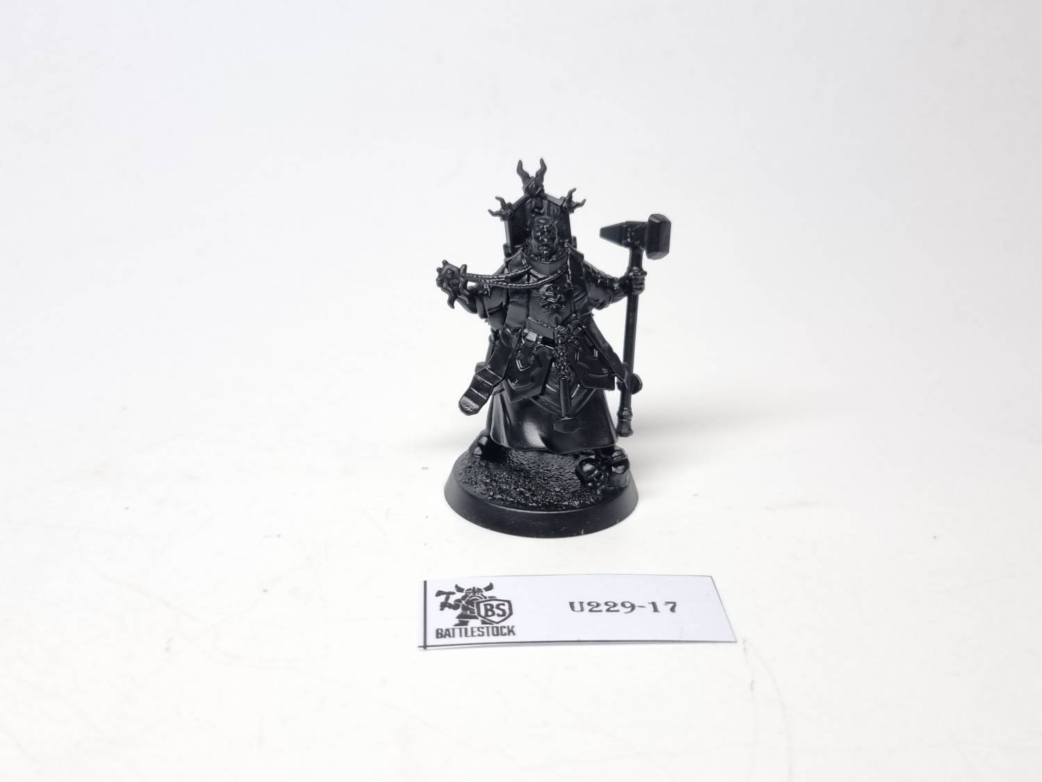 Mallus priest
