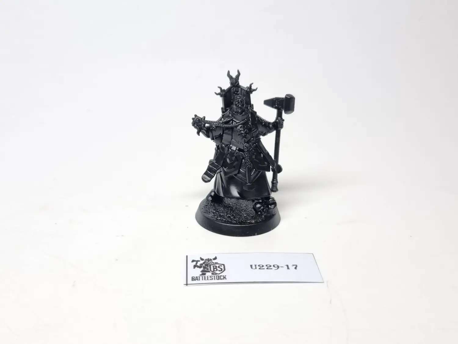 Mallus priest