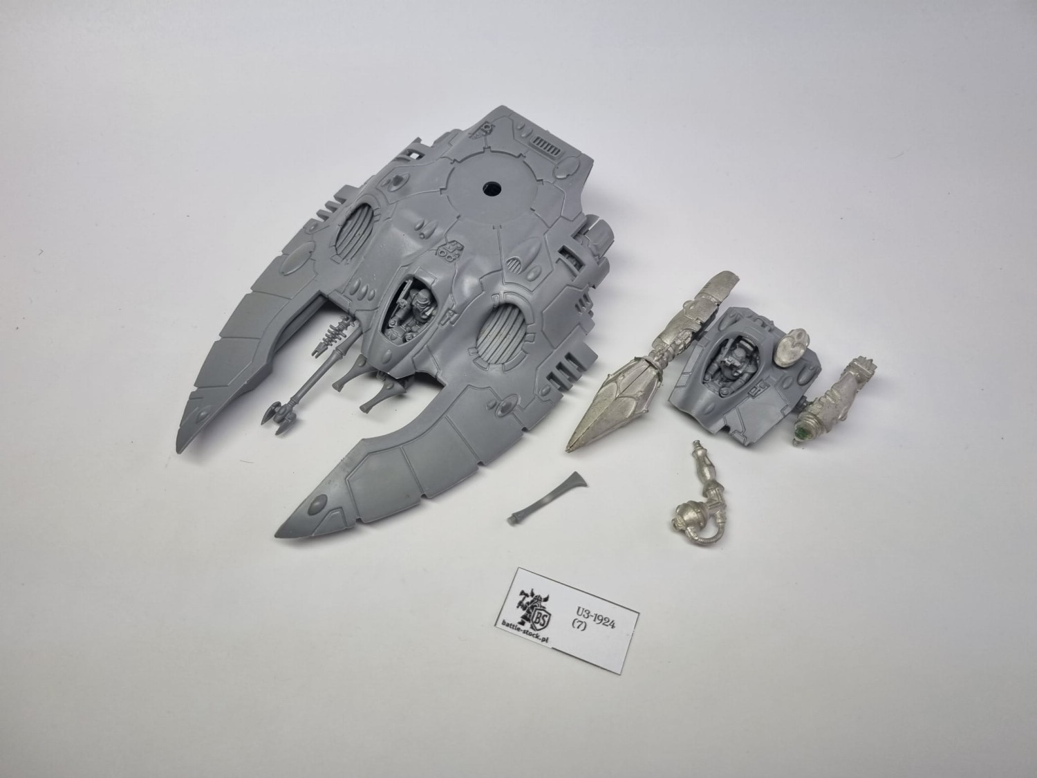 40k Eldar Falcon