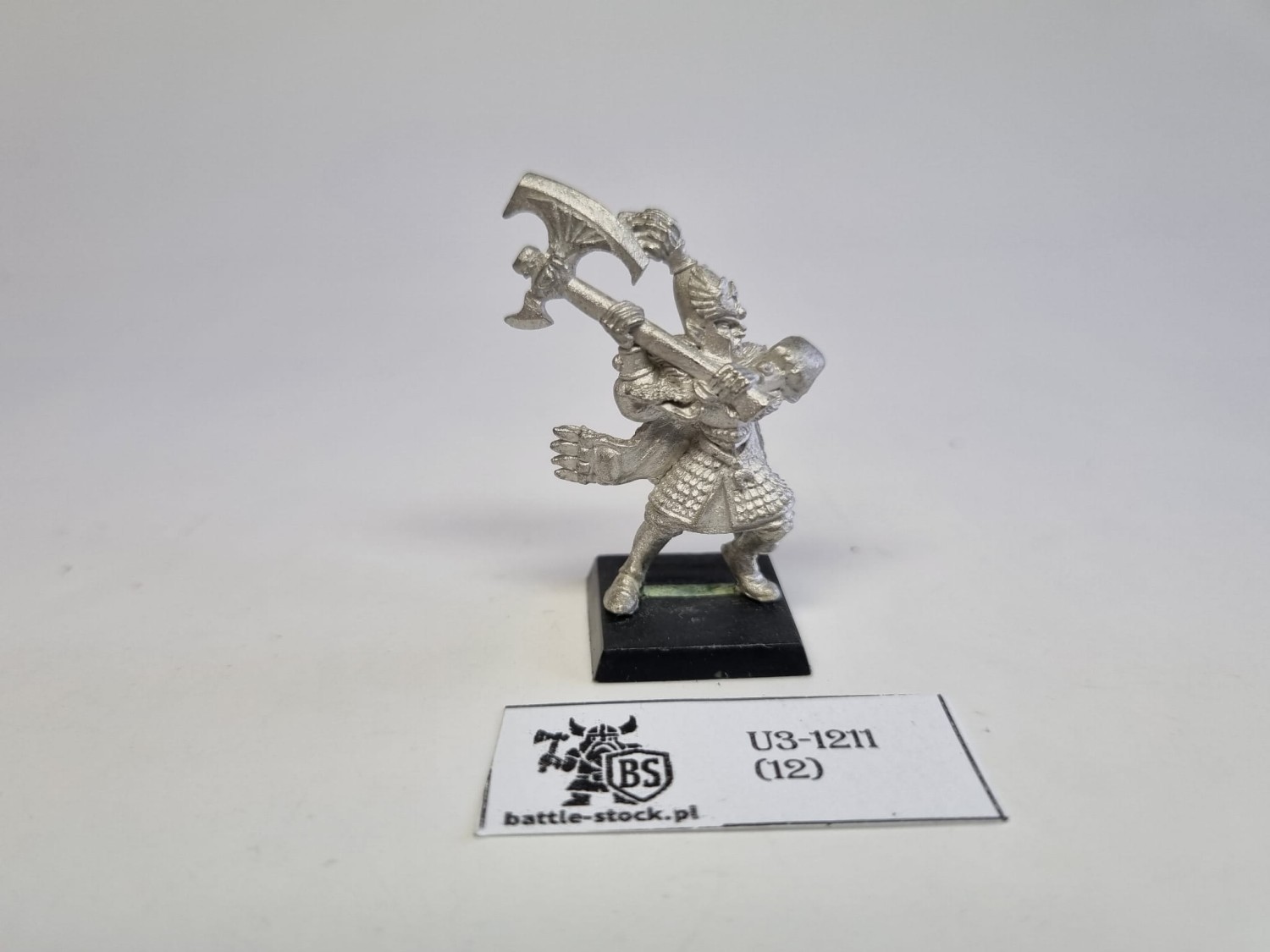 he metal white lions metal